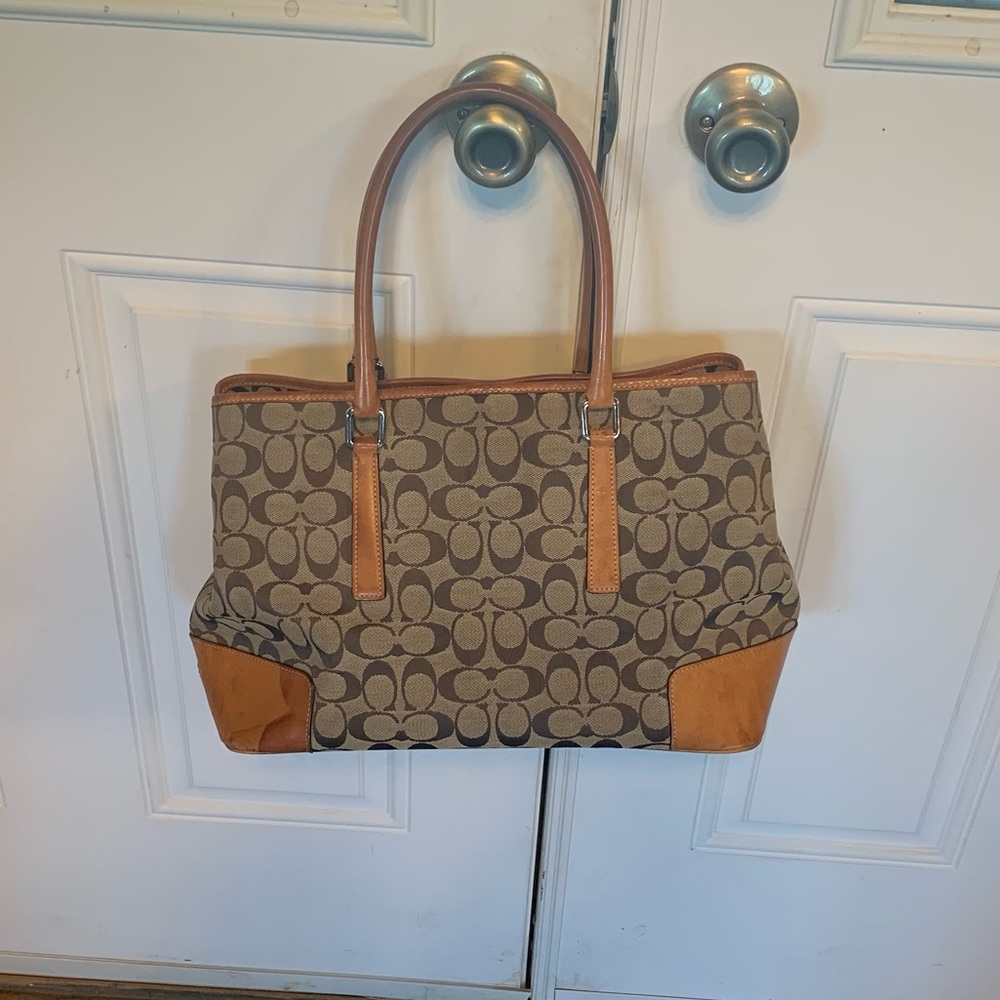 Coach hand bag